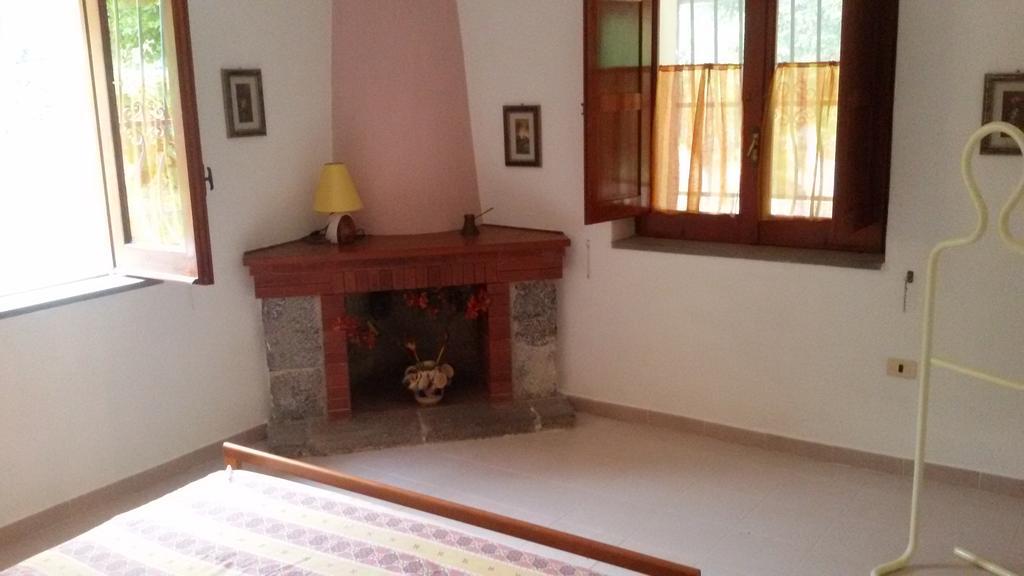 Agriturismo Collevento Trecchina Phòng bức ảnh